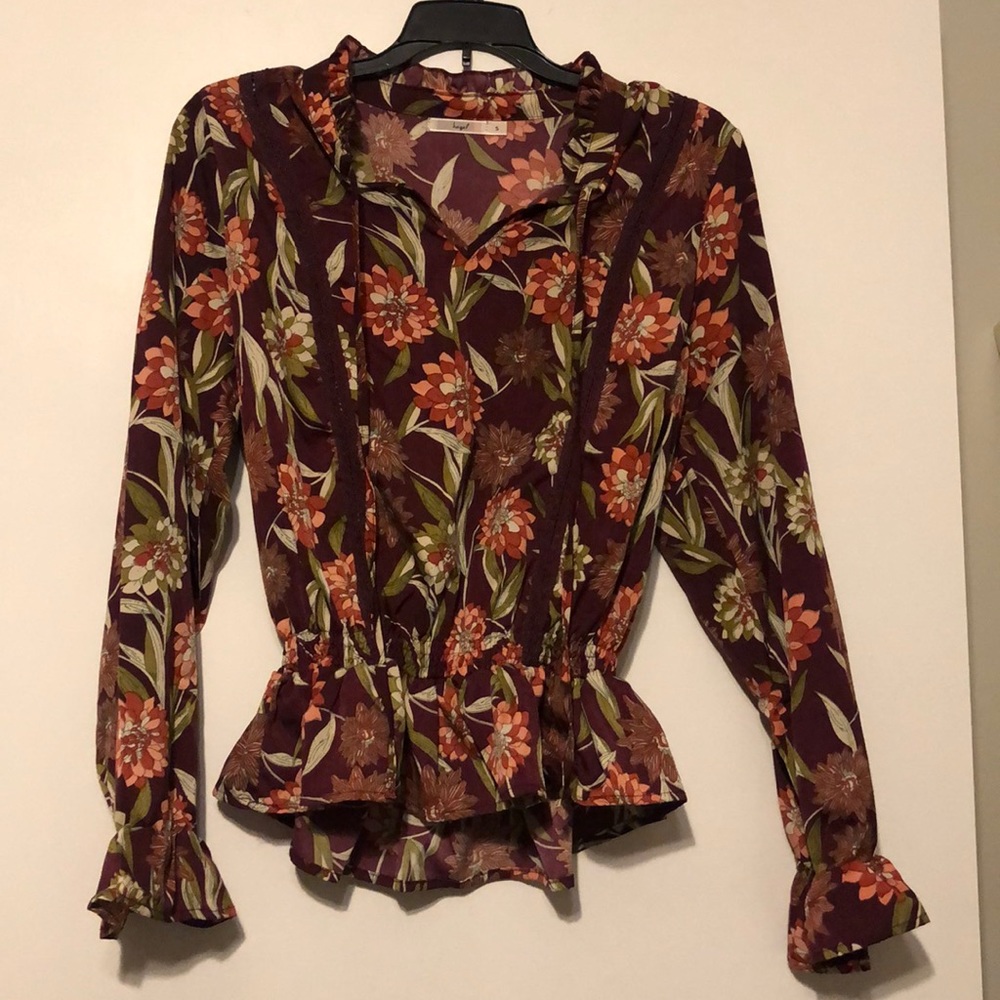Hazel size Small top for fall